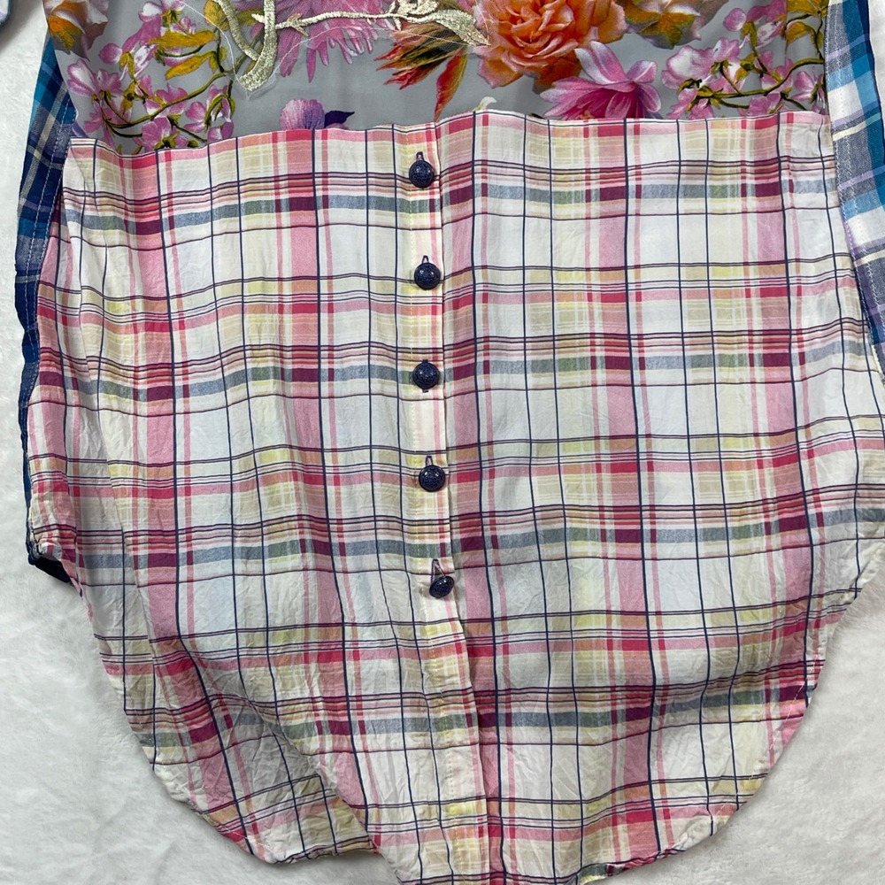 Soft‎ Surroundings Plaid Floral Embroidered Mesh Back Shirt Blue Pink Small Flaw - Picture 15 of 16